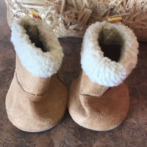 Build a Bear lot of three pair of boots - Picture 2 of 9